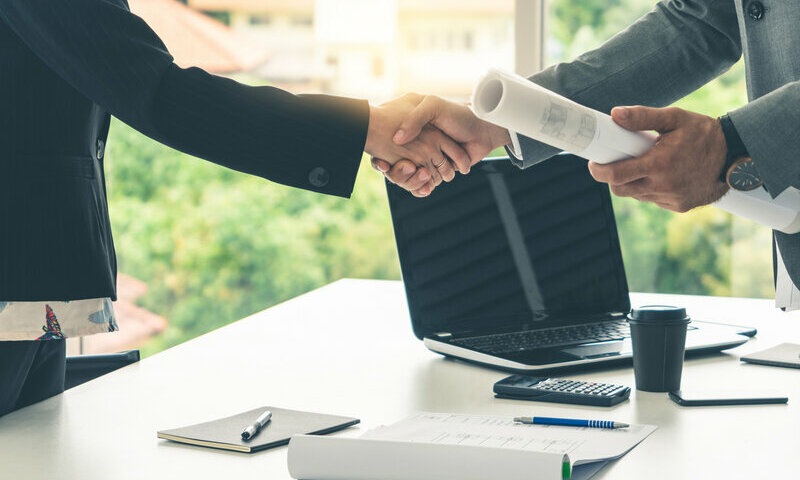 運営事業者の与信力や実績