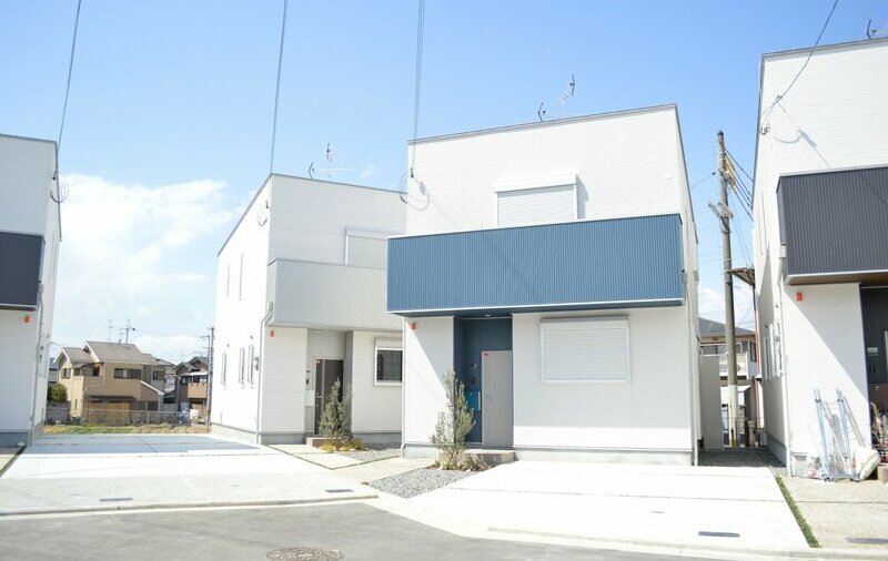 加齢に伴った畑作業の辛さ、跡継ぎもいないとのご相談。
実際に目で見たことで実現した周辺マンション相場1.5倍以上の収入継続中!